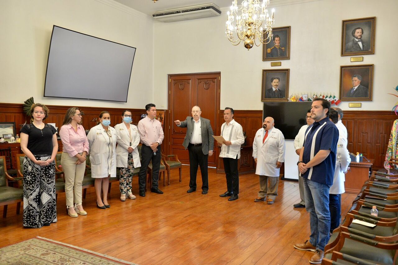 Renuncia titular de Salud en Veracruz por almacenamiento de medicamentos oncológicos