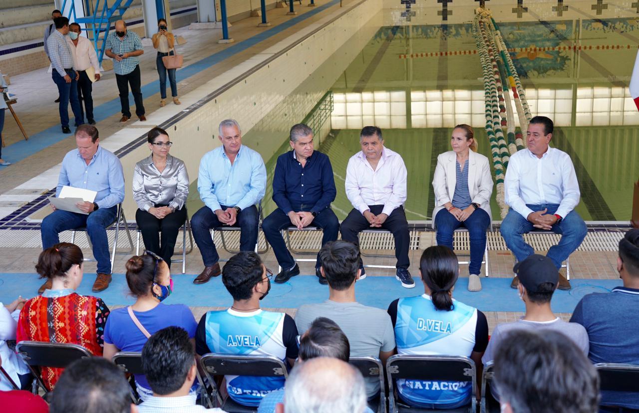 Inician rescate de alberca olímpica en la Unidad Deportiva de Torreón