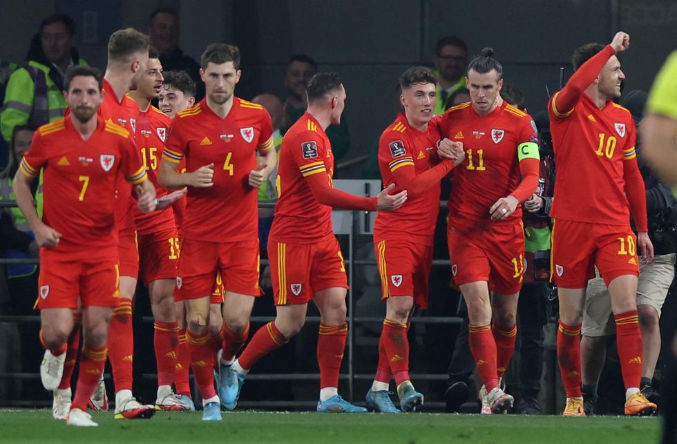 Después de 64 años, Gales regresa a un Mundial tras derrotar 1- 0 a Ucrania . Noticias en tiempo real