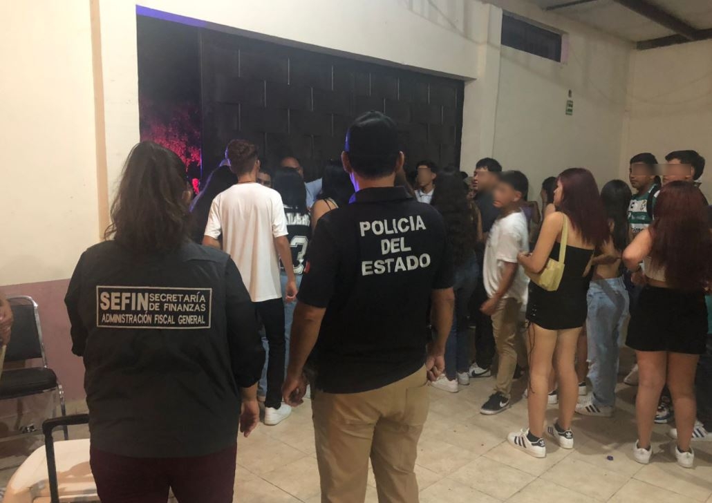 Clausuran establecimiento en Torreón con menores de edad consumiendo alcohol