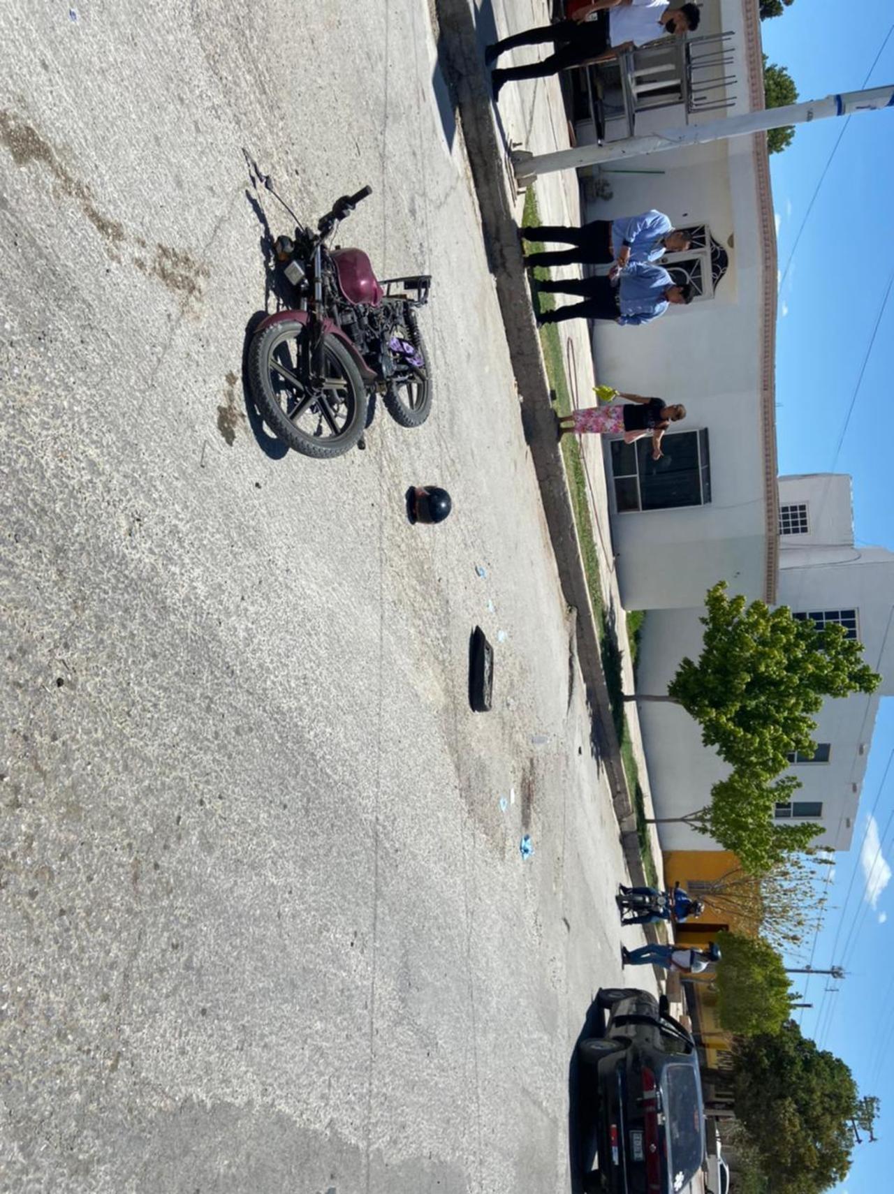Camioneta embiste a un motociclista. Noticias en tiempo real