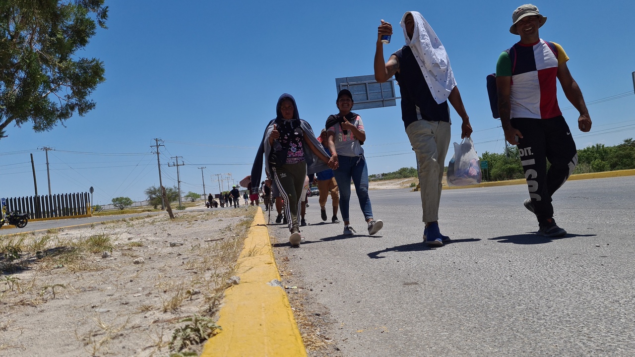 Arriban 200 migrantes a Piedras Negras en un día