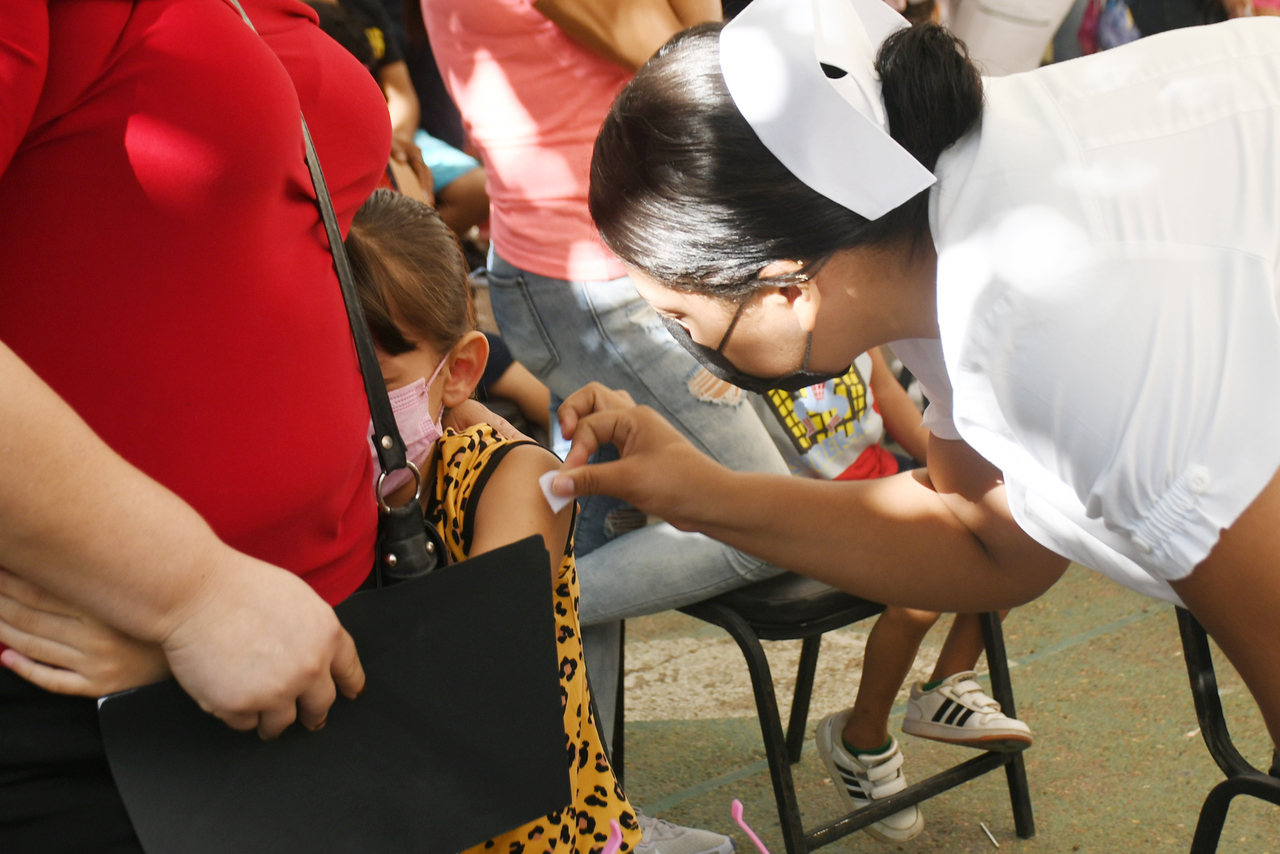 En Laguna, inicia vacunación en Tlahualilo. Noticias en tiempo real