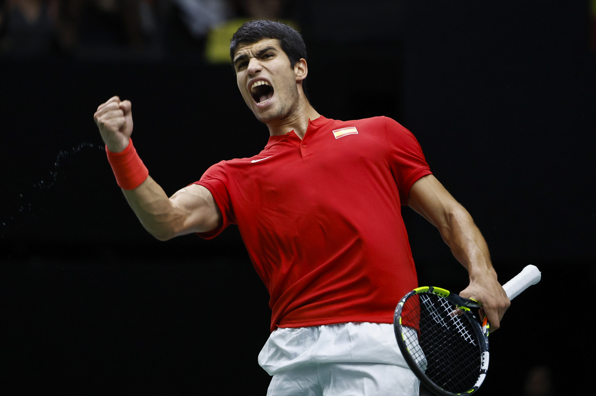 Alcaraz gana en la Copa Davis y España avanza. Noticias en tiempo real