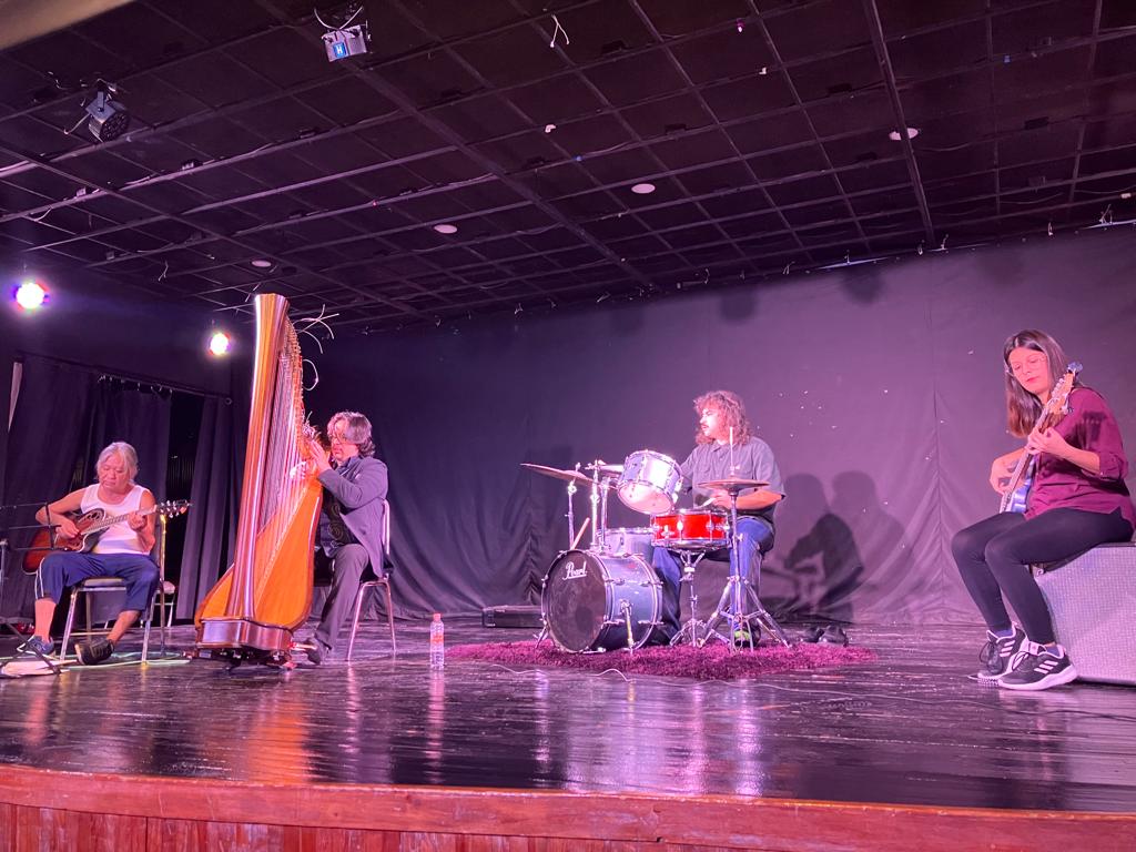 César Secundino, el mejor arpista del mundo, se presentó en Torreón. Noticias en tiempo real