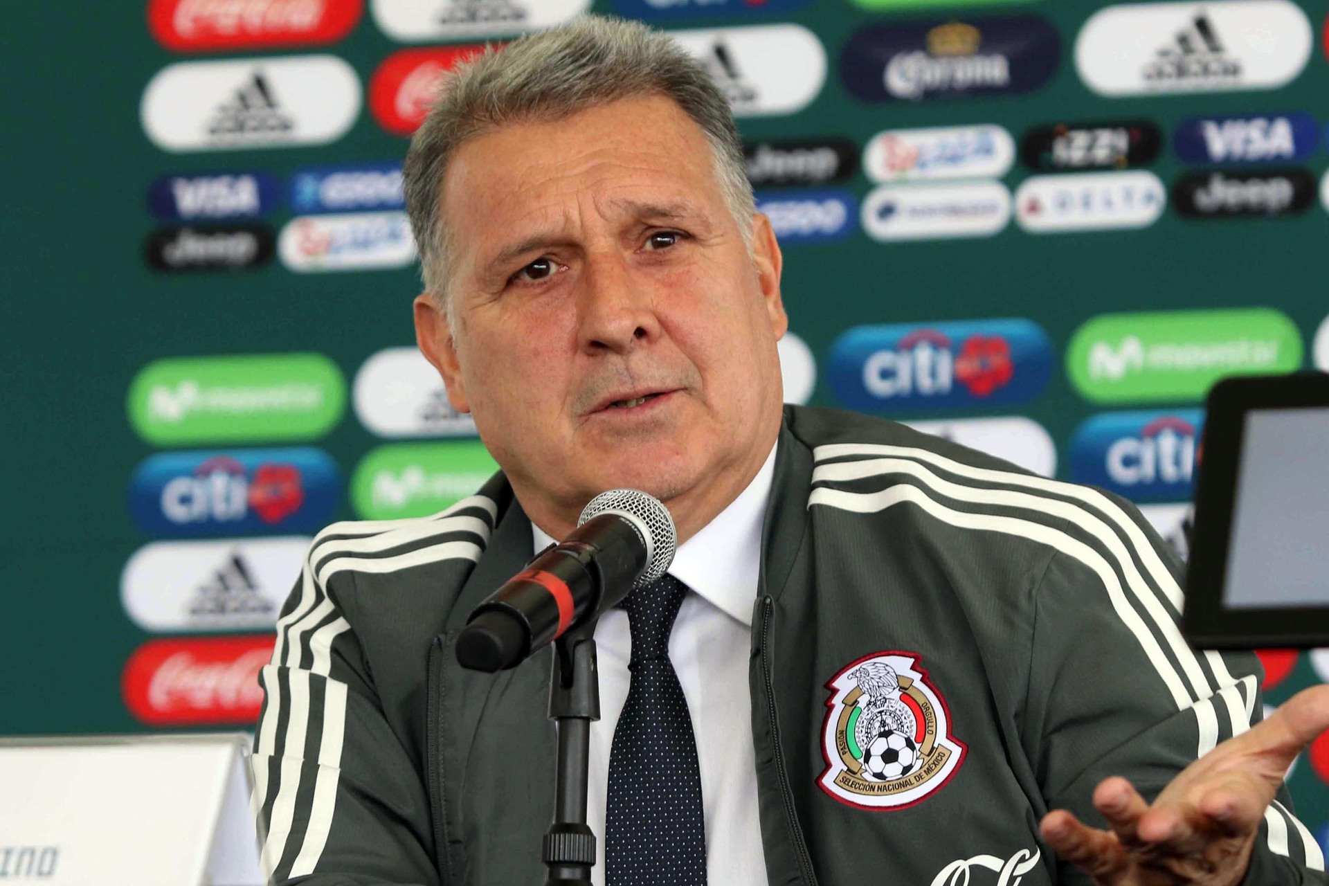 \'El Tata\' revela la razón por la que no estuvo presente en la práctica de la Selección Mexicana. Noticias en tiempo real
