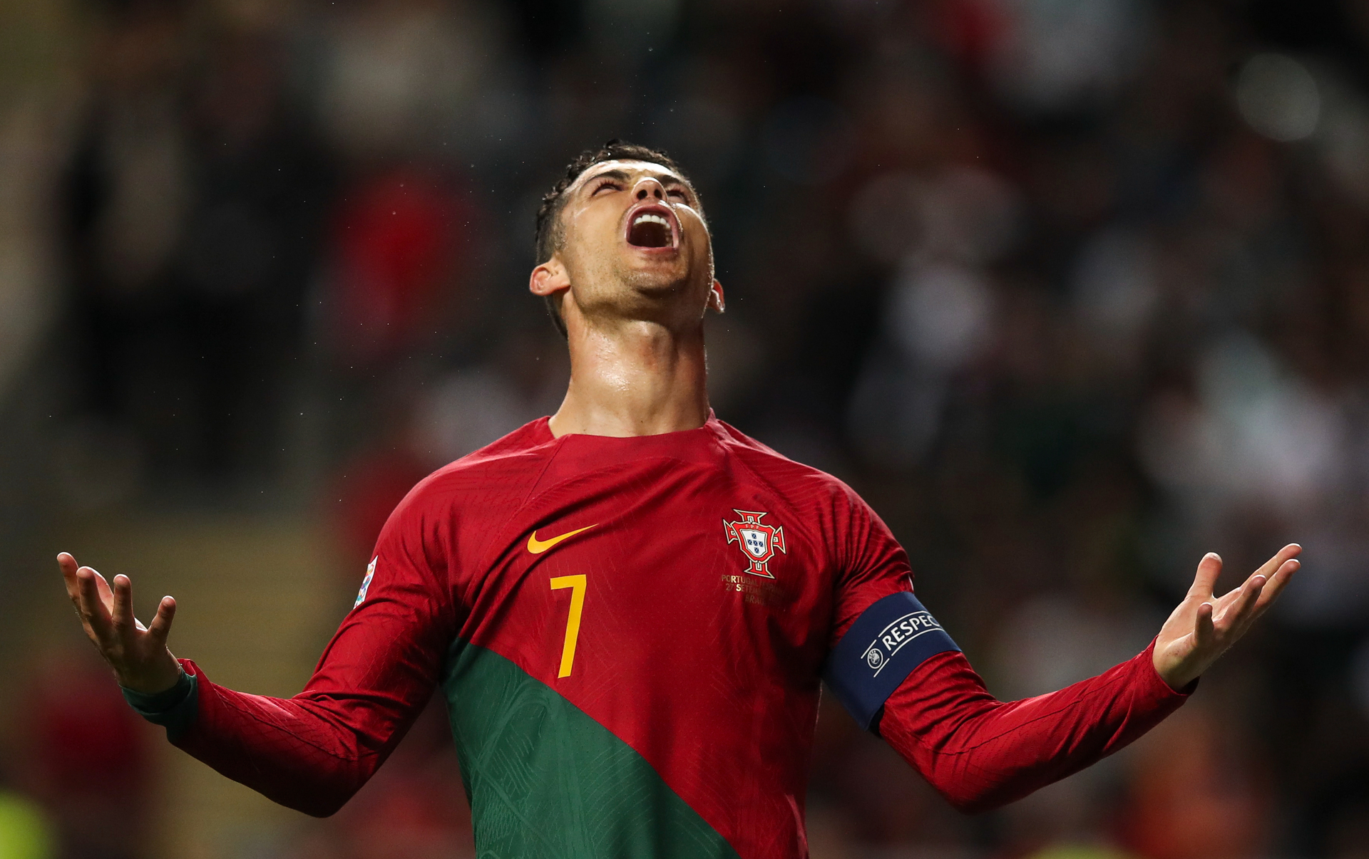 Duelo de Portugal contra España evidencia inusual forma física de Cristiano . Noticias en tiempo real