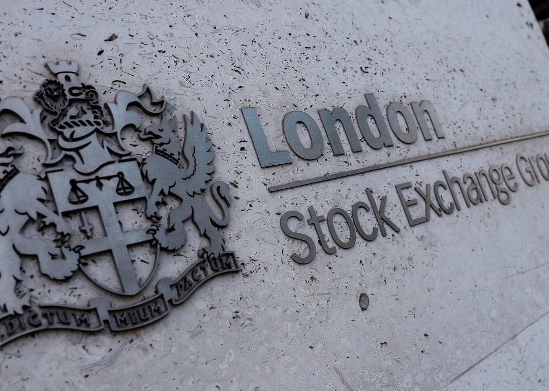 Bolsa de Londres cae 1.77% ante el nerviosismo del plan fiscal en Reino Unido. Noticias en tiempo real