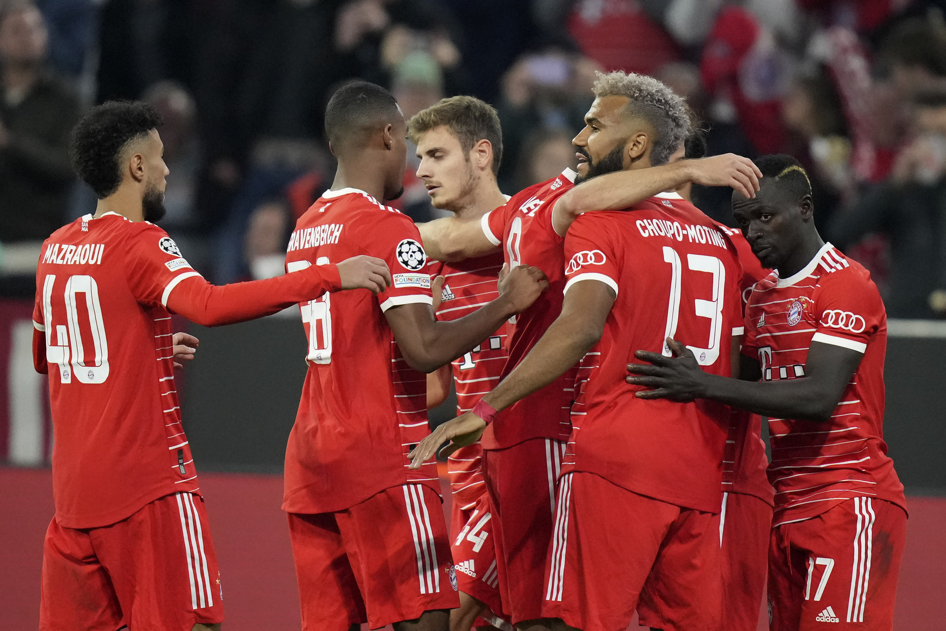 Bayern arrasa 5-0 a Plzen y sigue perfecto en la Champions. Noticias en tiempo real