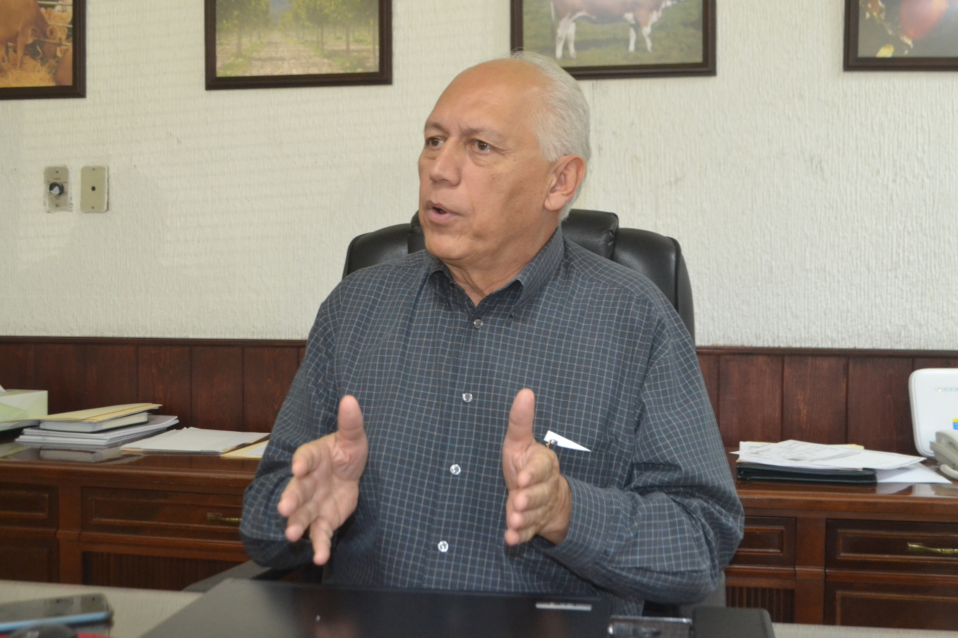 Renuncia Francisco Javier Trujillo como director de Senasica. Noticias en tiempo real