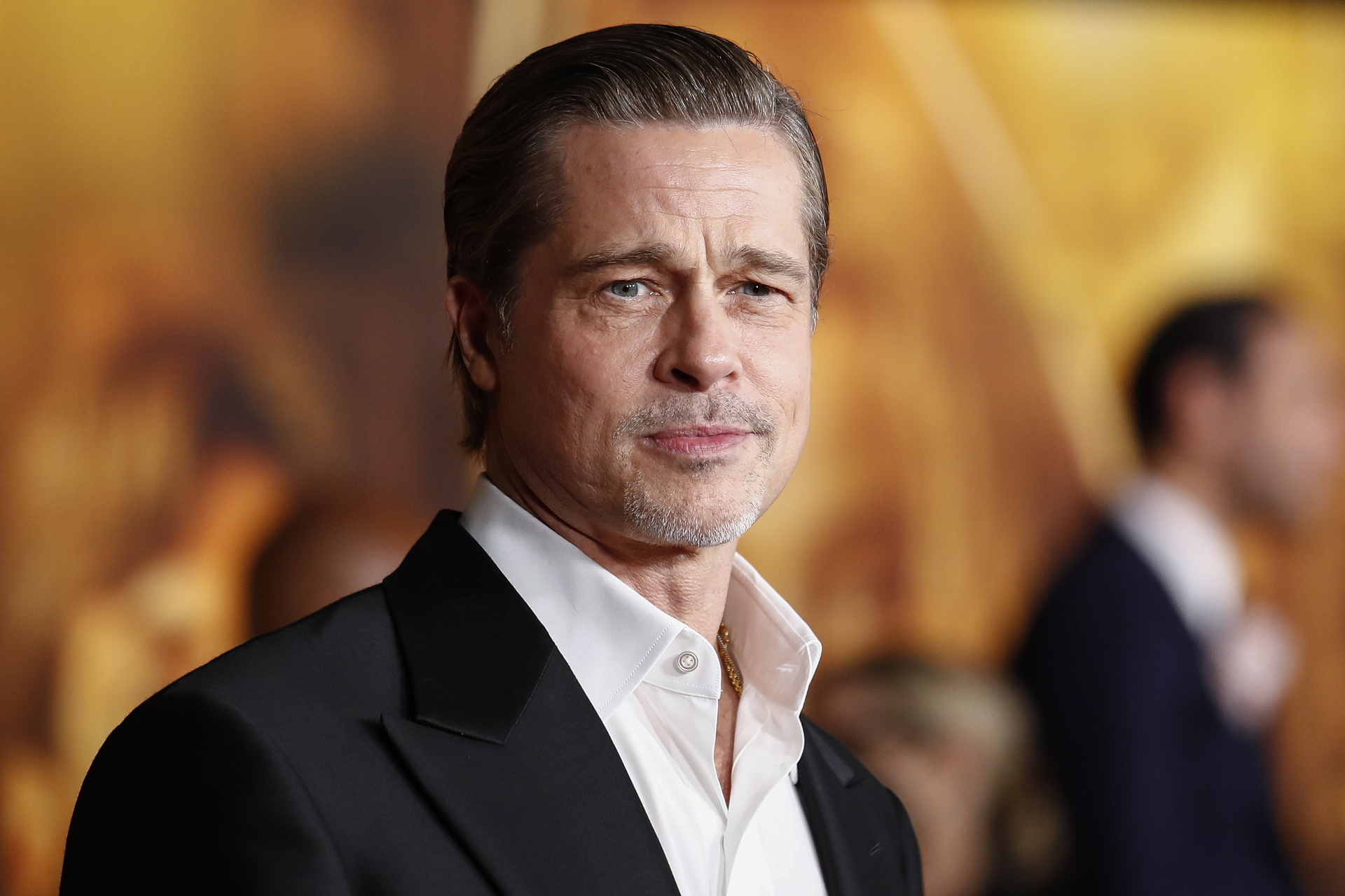 ¿Benjamin Button? Brad Pitt luce totalmente rejuvenecido a sus casi 60 años. Noticias en tiempo real
