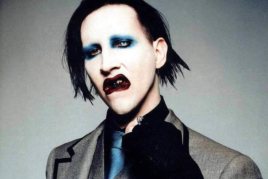 Marilyn Manson y Esmé Bianco llegan a un acuerdo extrajudicial tras denuncia por abuso . Noticias en tiempo real