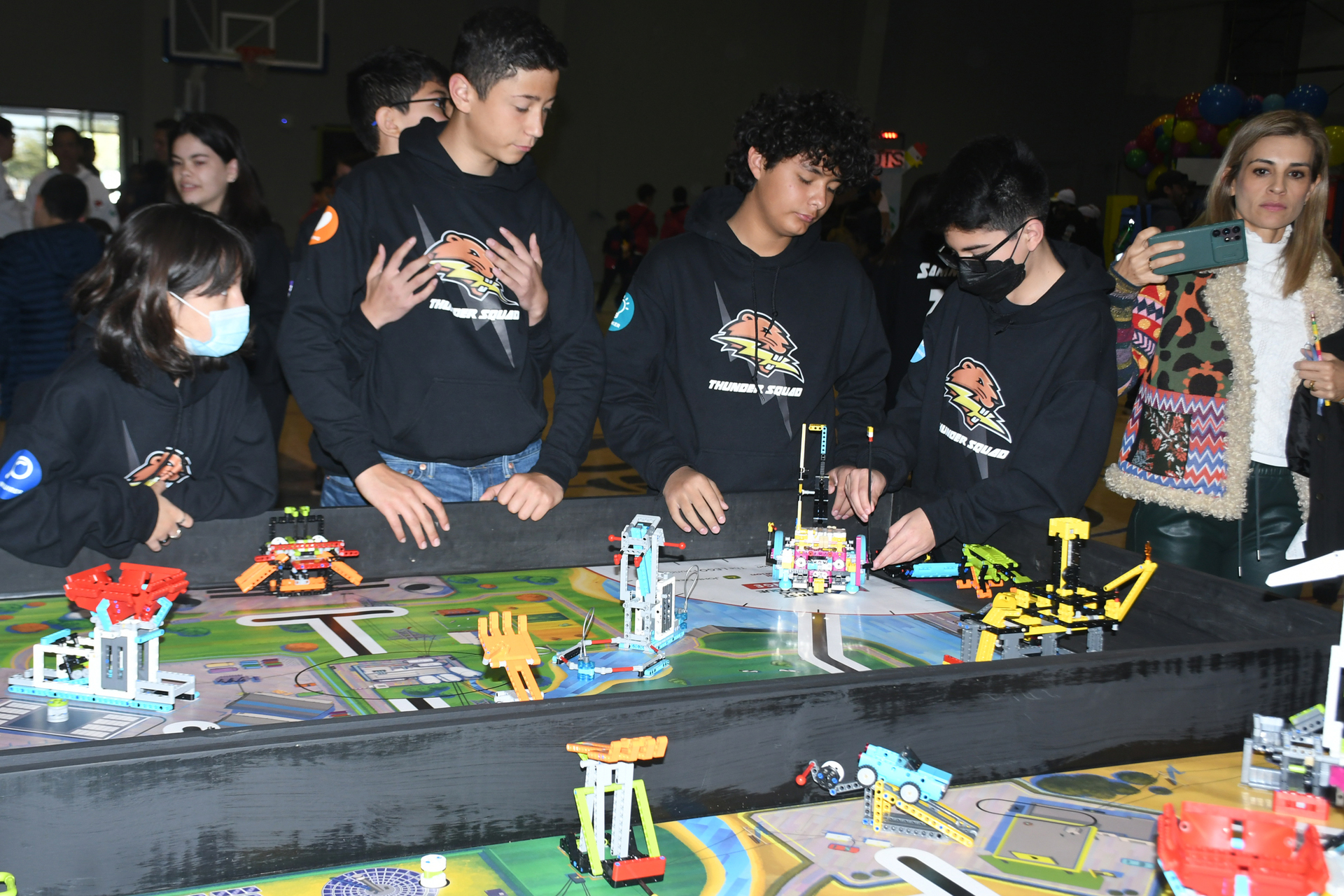 Realizan competencia de robótica para estudiantes de 6 a 16 años en Torreón. Noticias en tiempo real