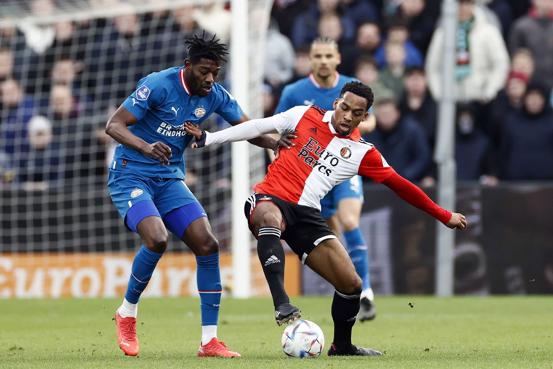  Alireza Jahanbakhsh salva al Feyenoord y frustra la victoria del PSV. Noticias en tiempo real