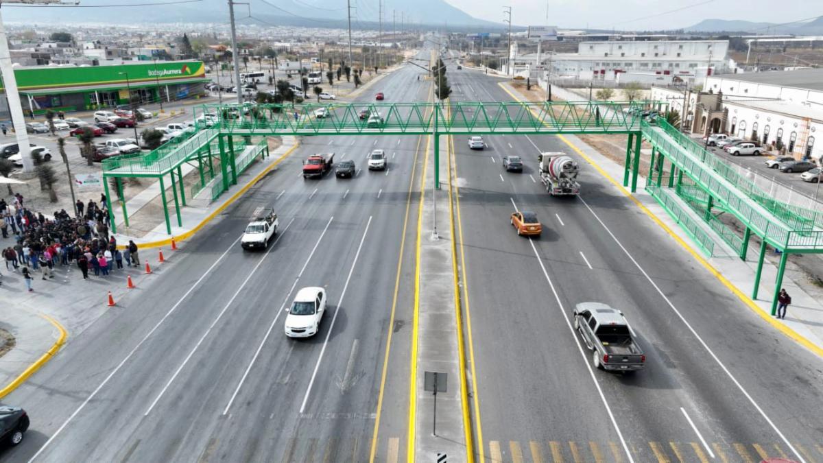 El alcalde Chema Fraustro entrega el puente peatonal Las Teresitas . Noticias en tiempo real