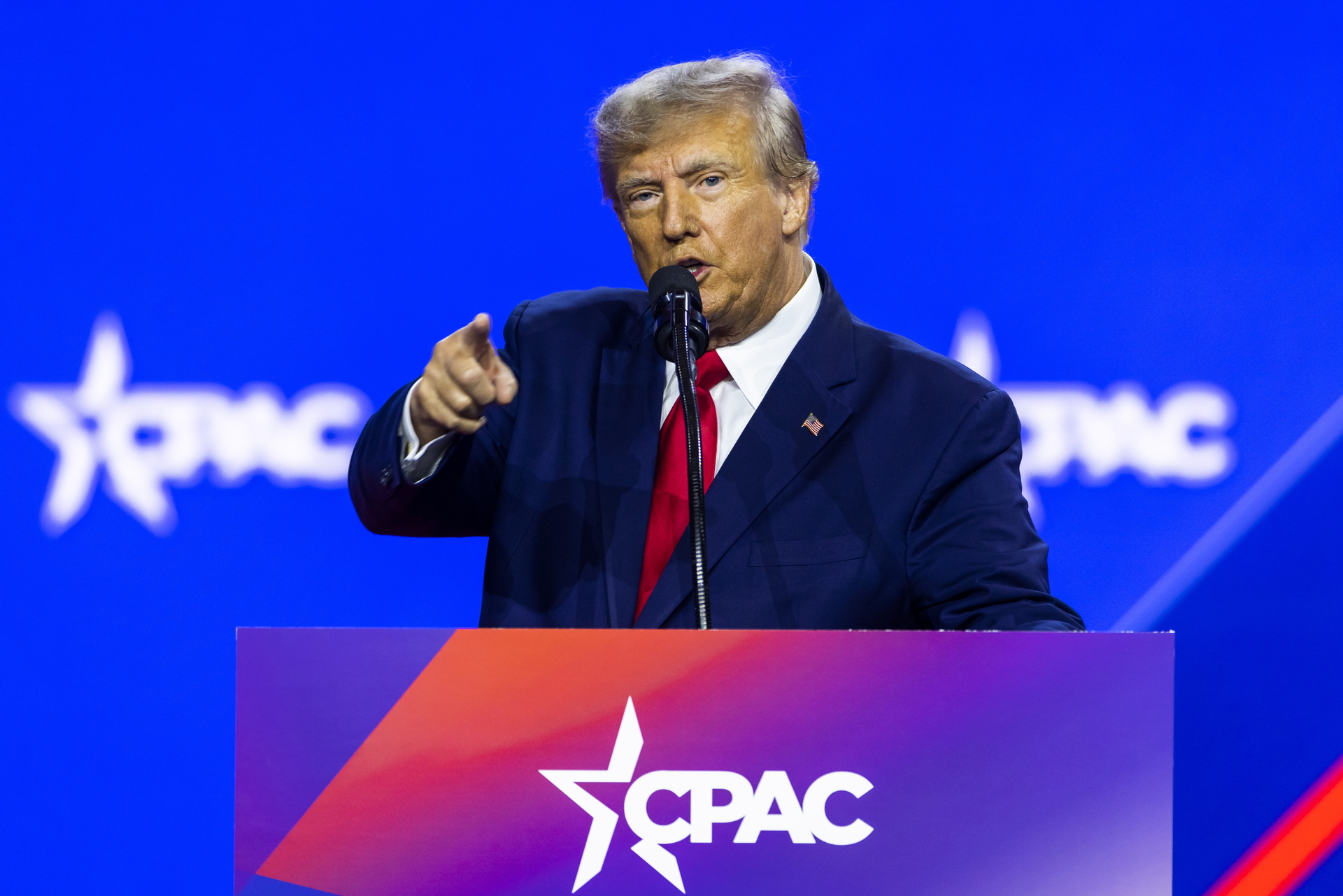 Soy el único candidato que puede evitar la Tercera Guerra Mundial: Donald Trump. Noticias en tiempo real