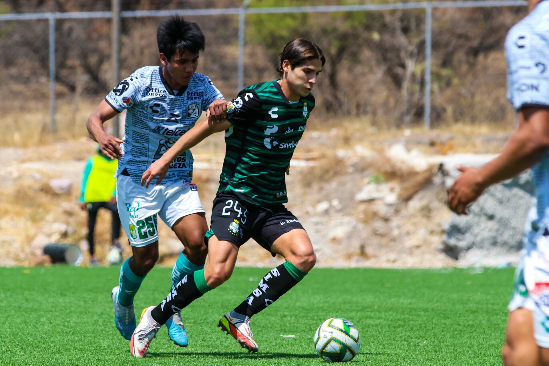 La Sub-20 triunfa en León; golean a Sub-18. Noticias en tiempo real