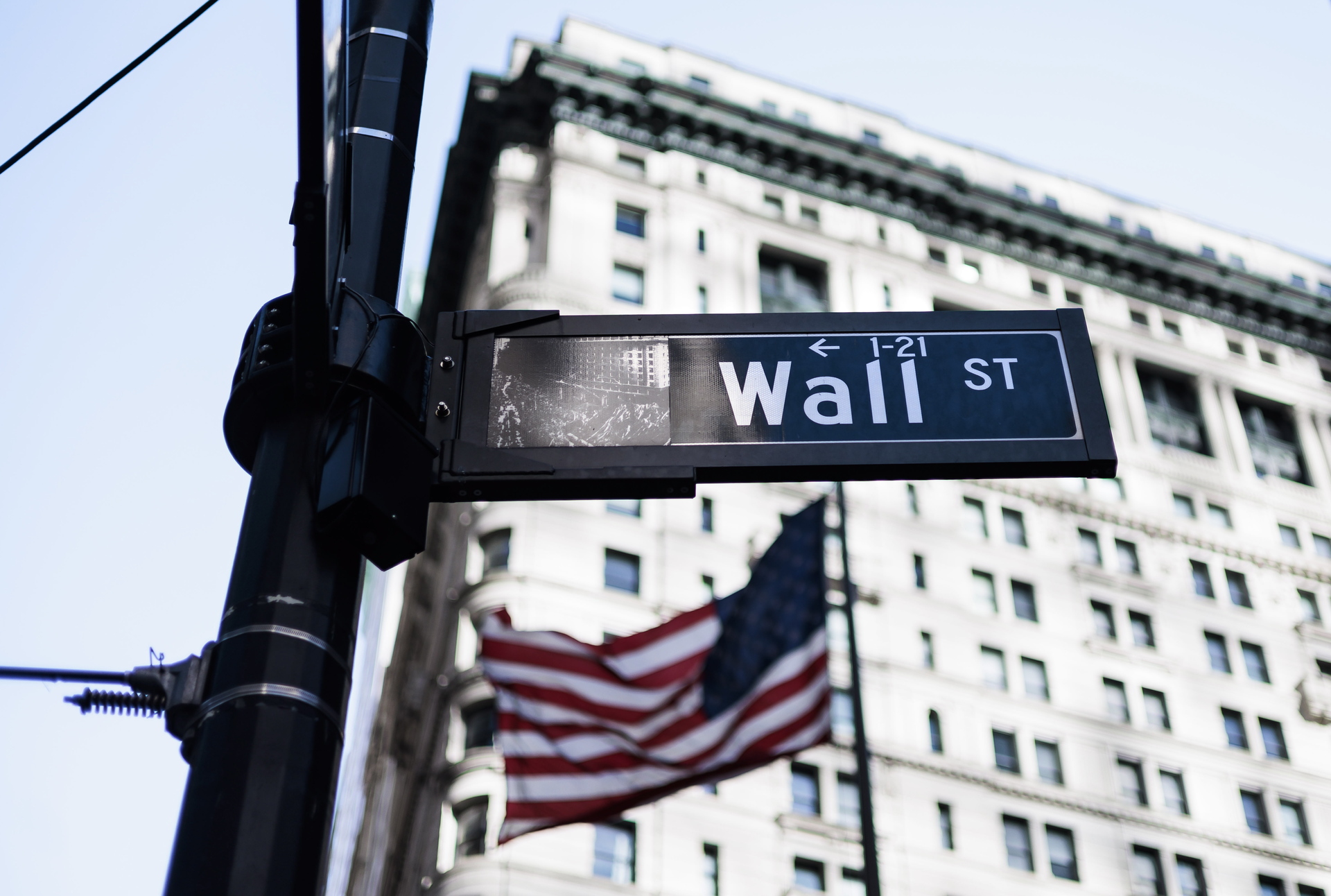Wall Street abre en rojo y el Dow Jones baja 0.12 % previo al anuncio de la Fed. Noticias en tiempo real