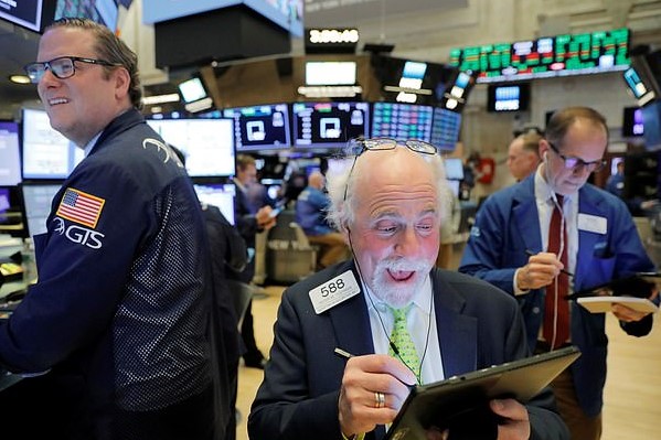 Wall Street abre con ganancias y el Dow Jones suma 0.62 %. Noticias en tiempo real