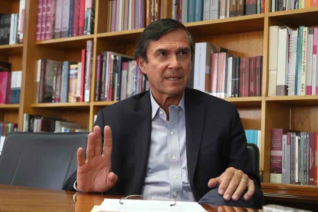 Edmundo Jacobo renuncia como secretario Ejecutivo del INE. Noticias en tiempo real