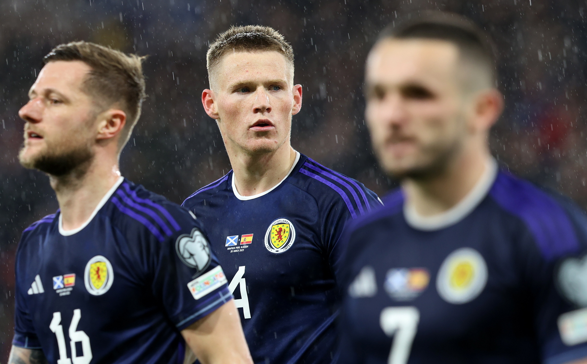 España sucumbió con todo merecimiento ante Escocia; el papel de verdugo recayó en Scott McTominay . Noticias en tiempo real