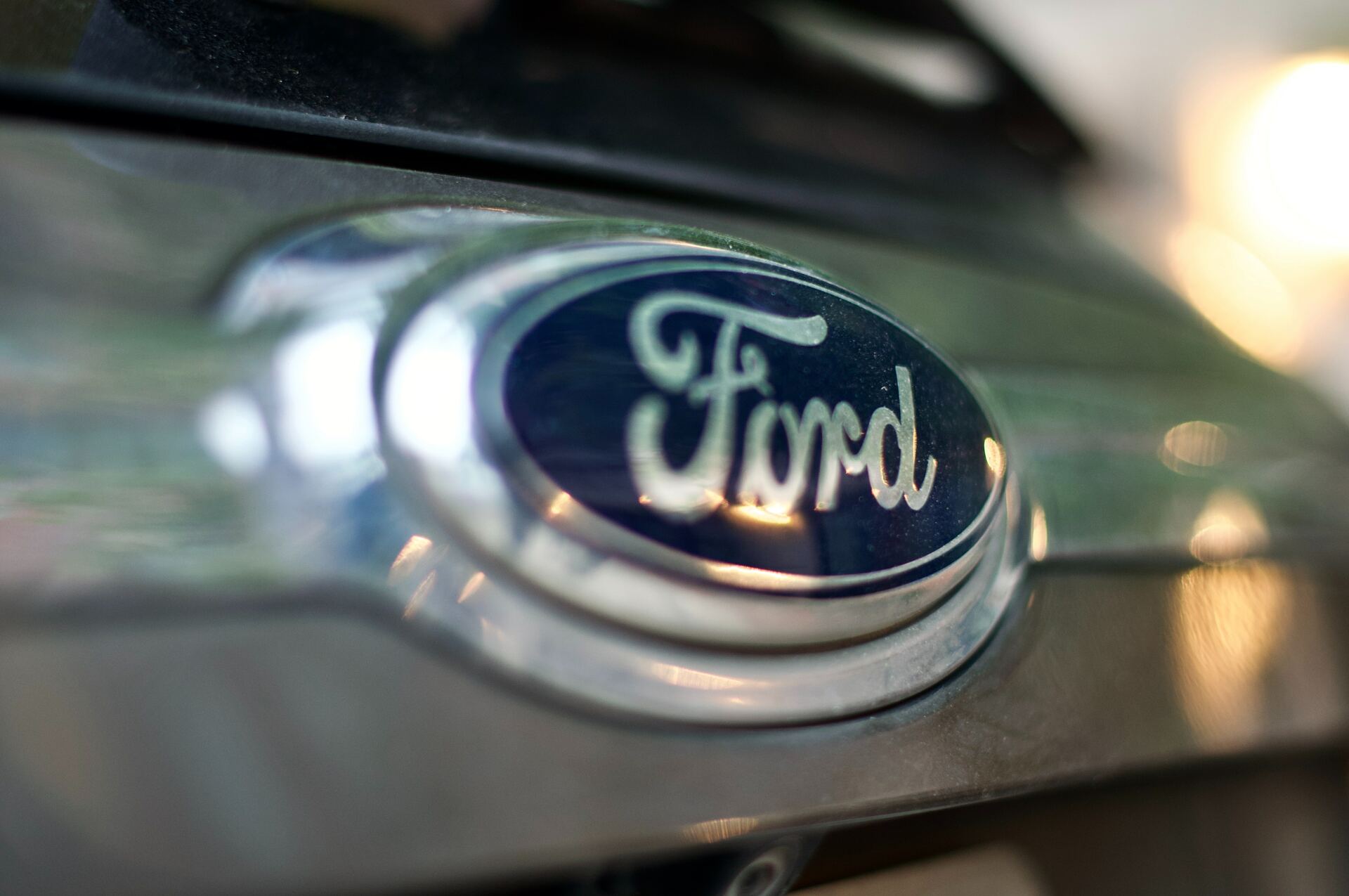 Ford invertirá en Indonesia para reducir costo del níquel de sus baterías. Noticias en tiempo real