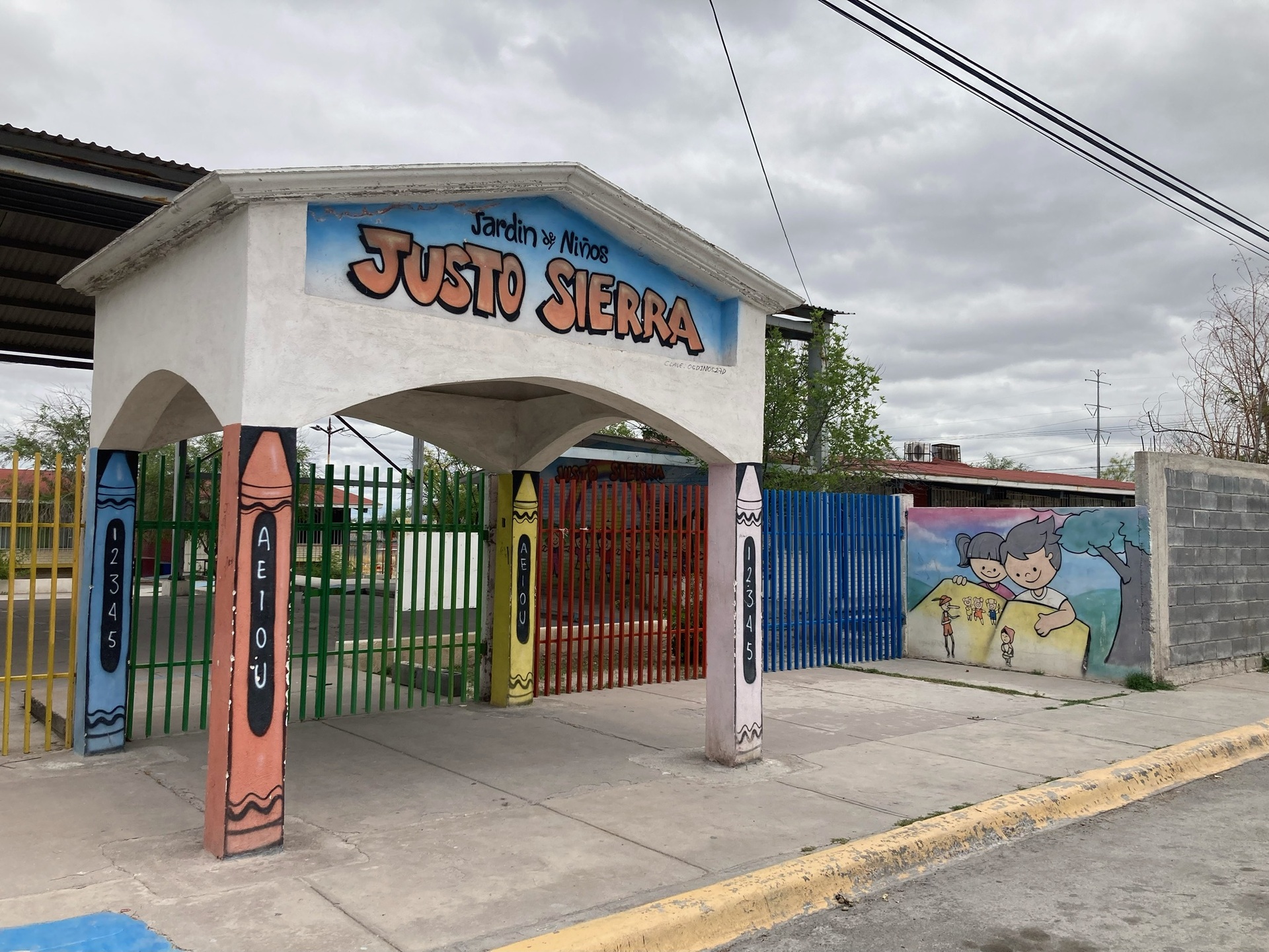 Vándalos queman salón de kínder en Monclova. Noticias en tiempo real