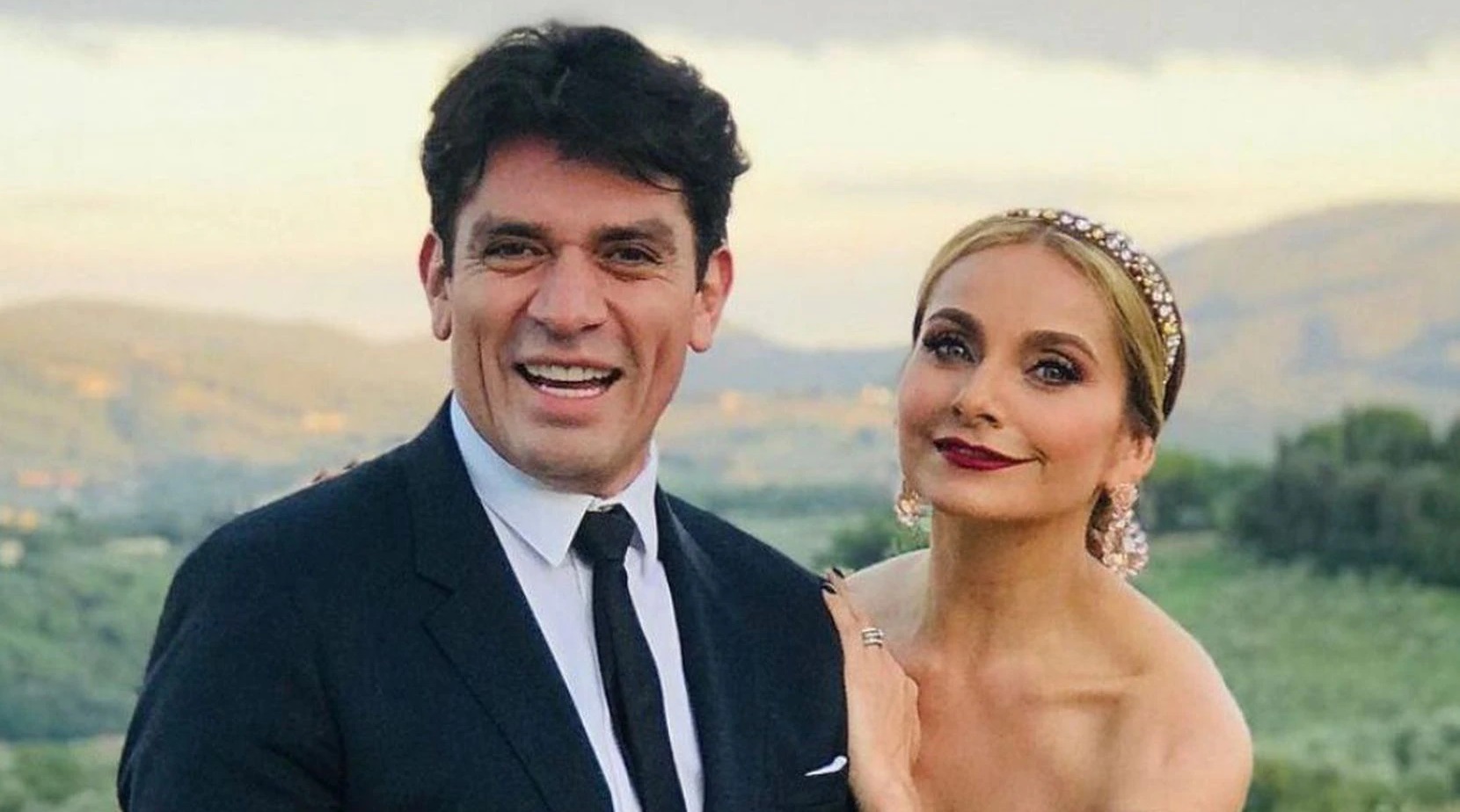 ¿Cómo está Elizabeth Álvarez tras escándalo de supuesta infidelidad por parte de Jorge Salinas?. Noticias en tiempo real