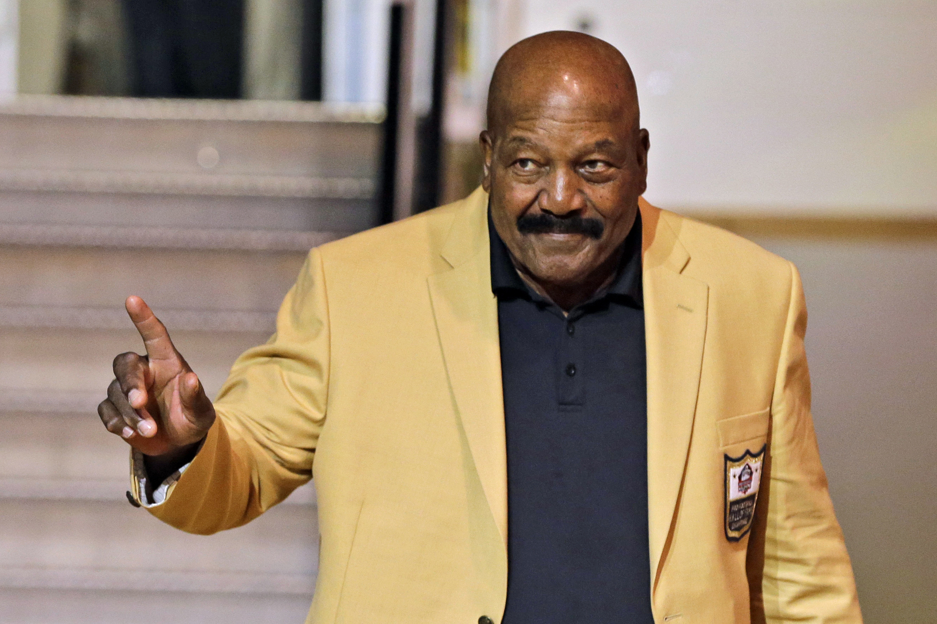 Jim Brown, miembro del Salón de la Fama de la NFL, fallece a los 87 años. Noticias en tiempo real