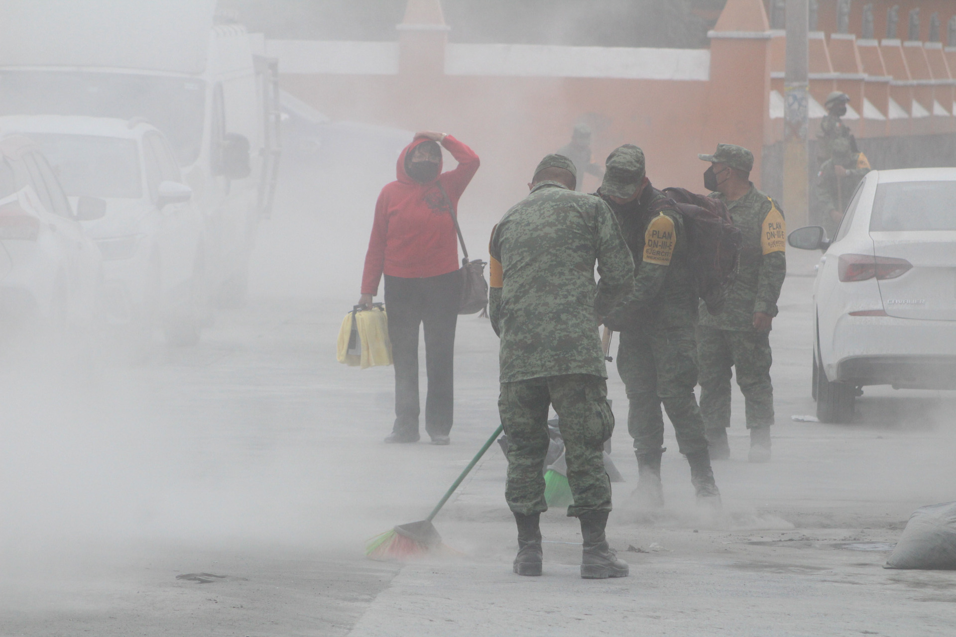 Ceniza del Popocatépetl alcanza a 24 municipios de Puebla. Noticias en tiempo real