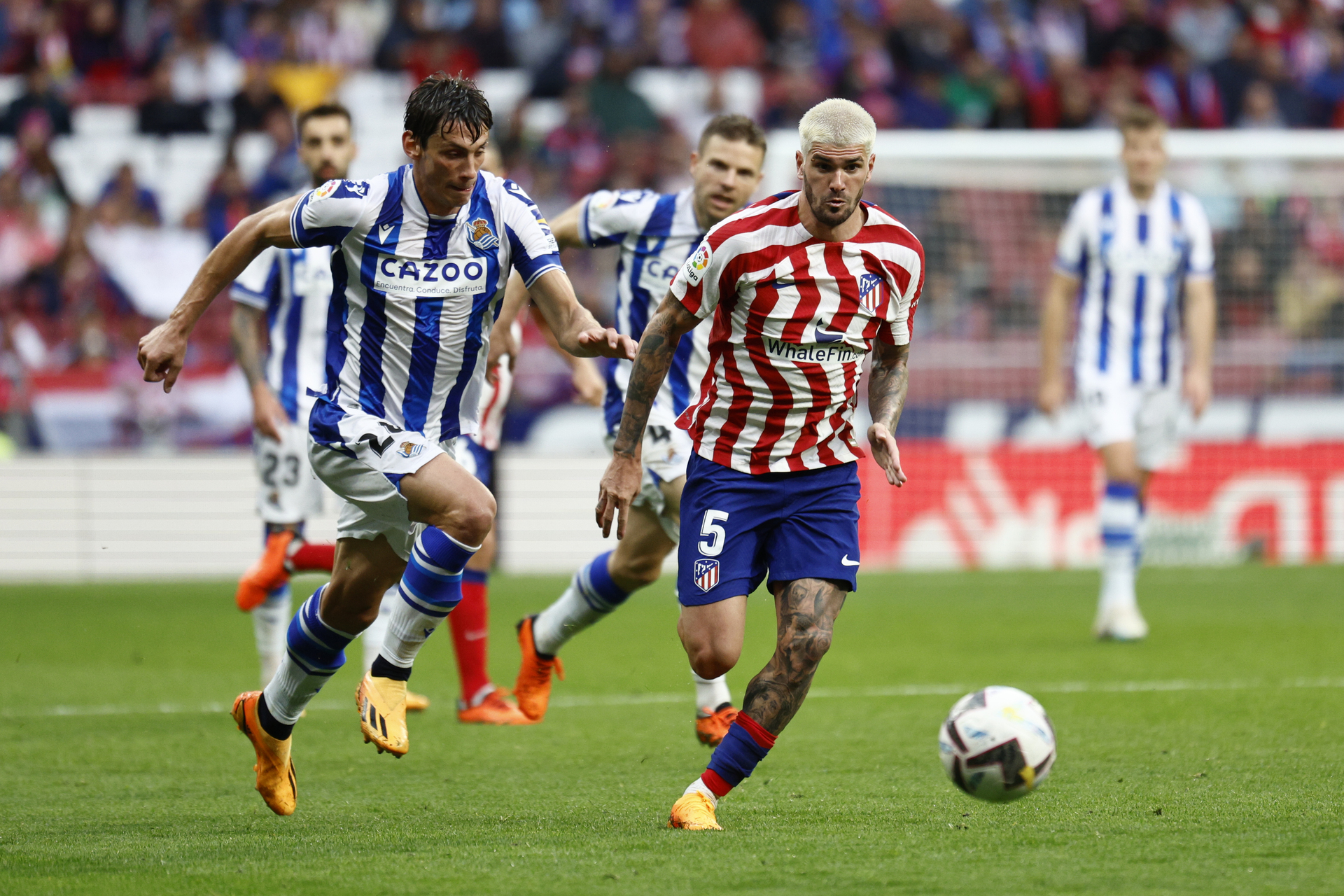 Atlético de Madrid derrota 2-1 a la Real Sociedad; ambos equipos disputarán Champions . Noticias en tiempo real