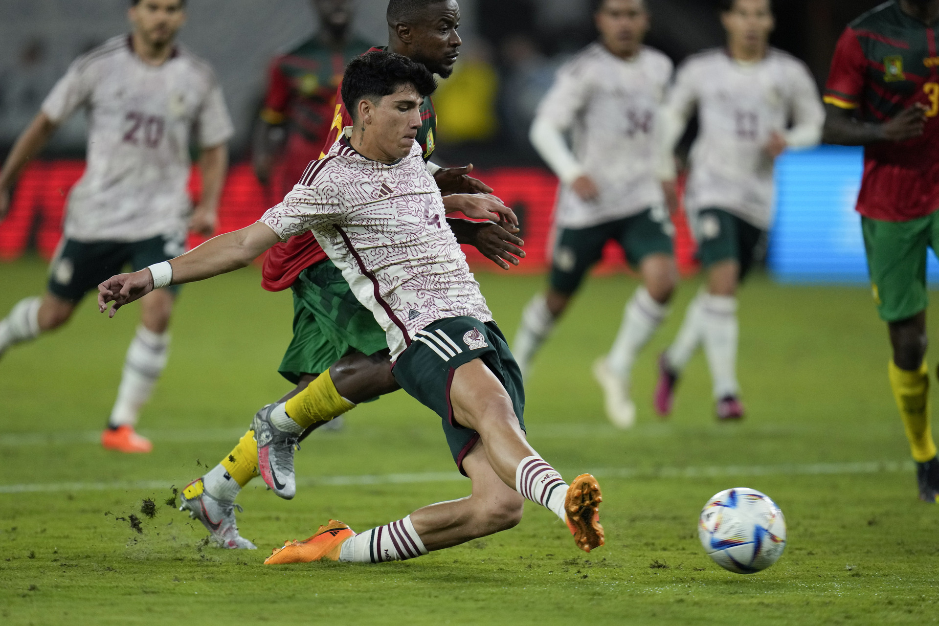 Selección Mexicana rescata empate ante Camerún con gol de Kevin Álvarez. Noticias en tiempo real