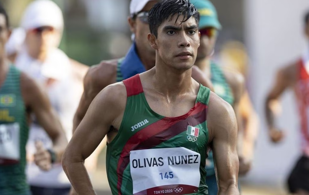 Marchista mexicano Andrés Olivas logra boleto a Juegos Olímpicos de París 2024. Noticias en tiempo real
