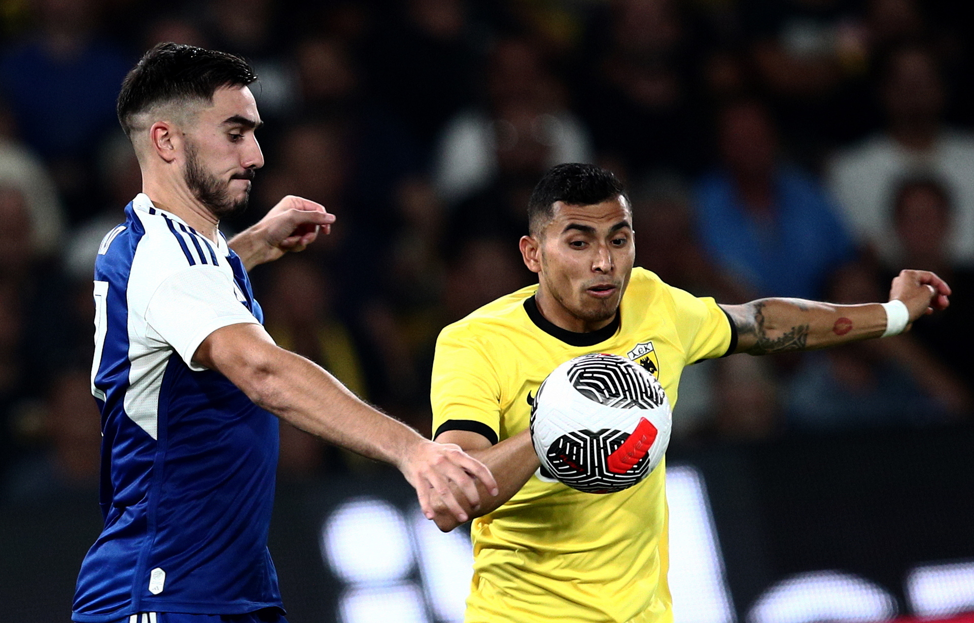 AEK de Orbelín y Pizarro accede a la última ronda de clasificación de la Champions League . Noticias en tiempo real