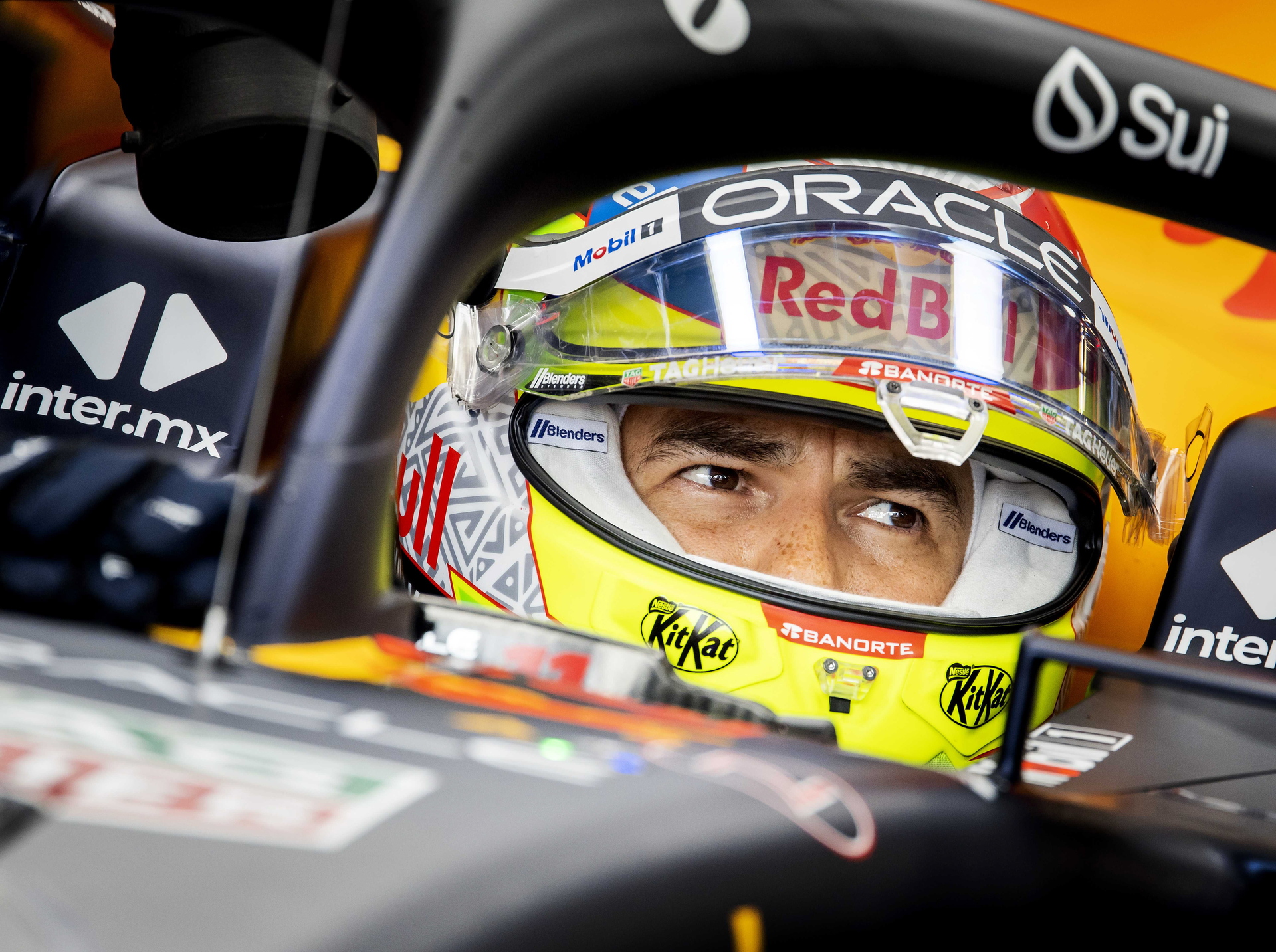 Checo Pérez arrancará séptimo en el Gran Premio de Países Bajos; Verstappen se lleva la \'pole position\'. Noticias en tiempo real