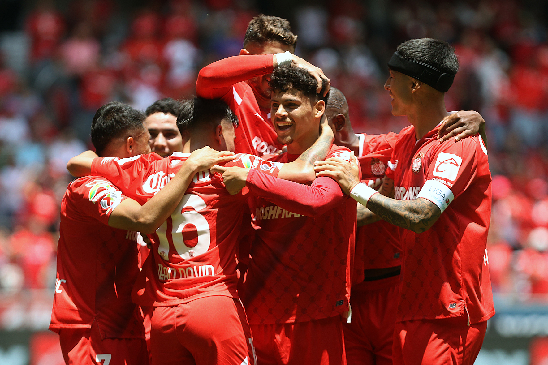 Los Diablos Rojos \'chamuscan\' a los Tuzos de Guillermo Almada con goleada . Noticias en tiempo real