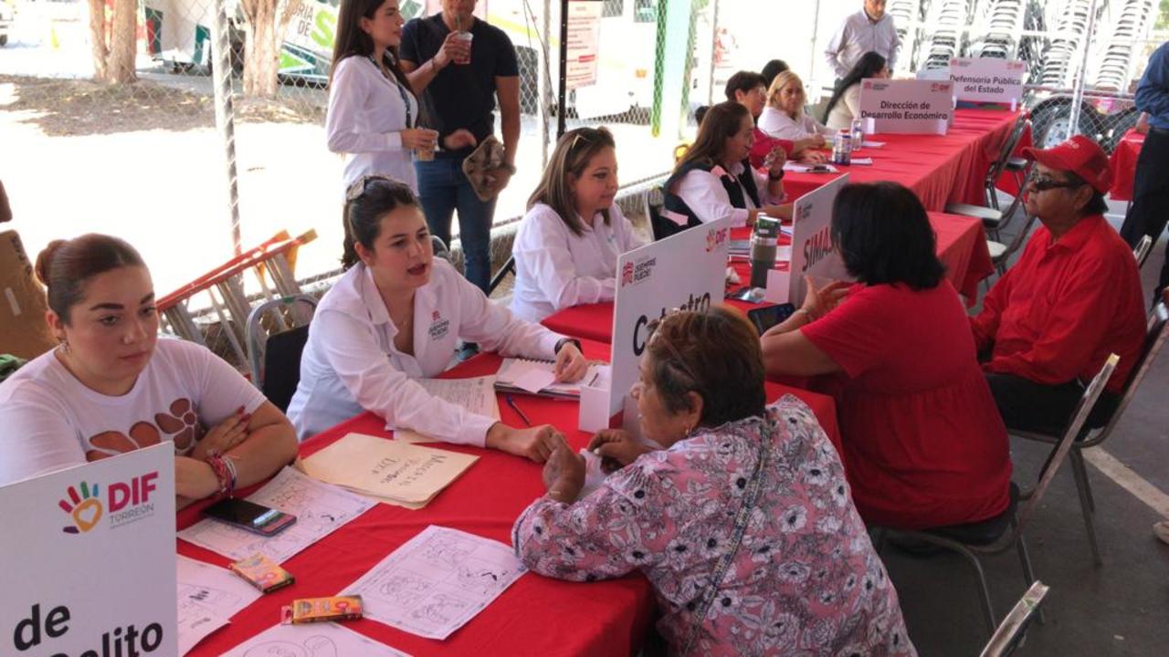 Llevan servicios públicos a fraccionamiento de Torreón. Noticias en tiempo real