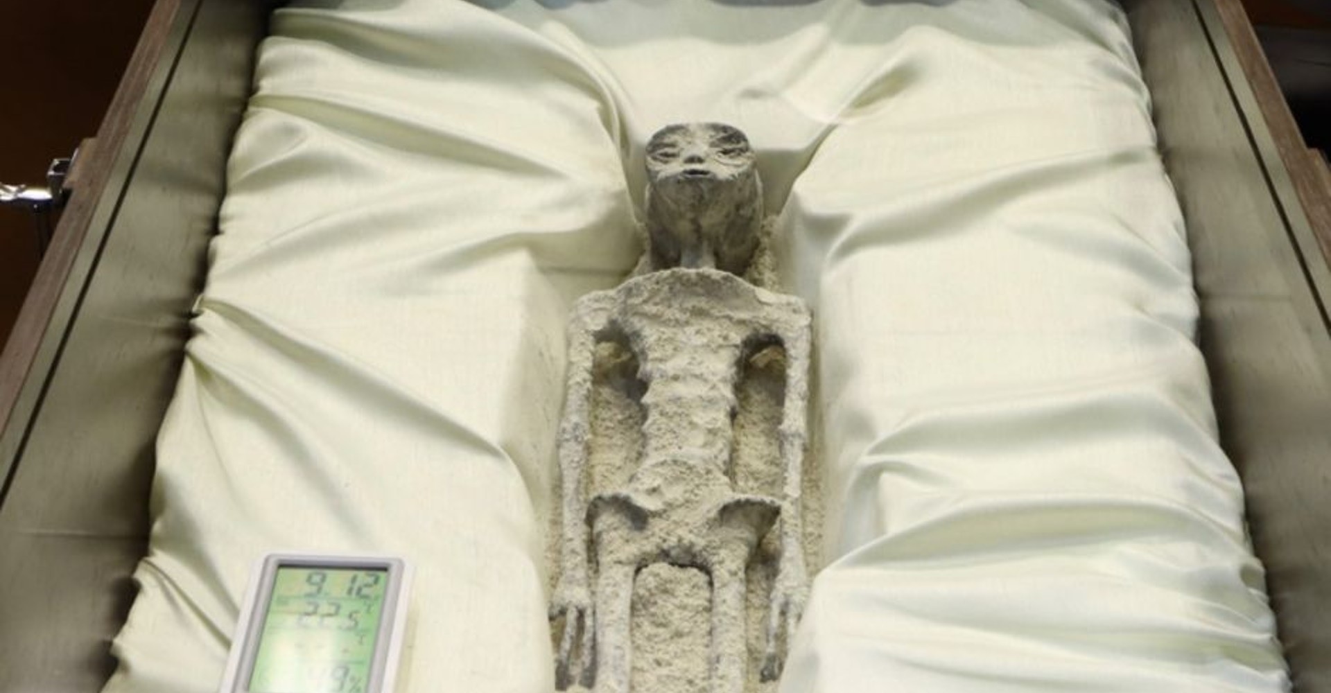 Perú revisa situación legal de las \'momias de Nazca\' que presentó Jaime Maussan. Noticias en tiempo real