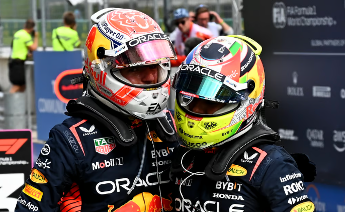Sergio Pérez y Max Verstappen tienen un mal día durante las prácticas de Singapur. Noticias en tiempo real