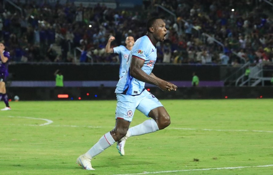 Diber Cambindo hace su primer doblete en México y Cruz Azul empata con Mazatlán. Noticias en tiempo real