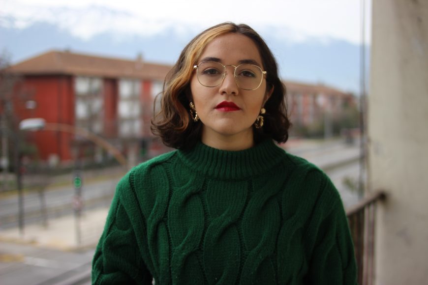La chilena Emilia Pequeño Roessler gana el Premio Joven de Poesía Vaso Roto 2023. Noticias en tiempo real