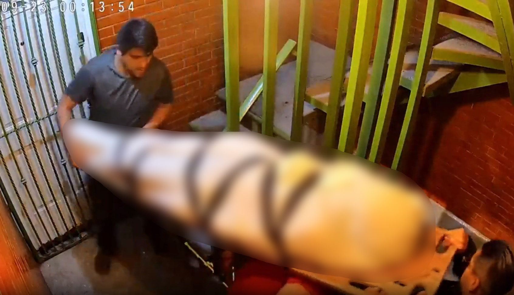 VIDEO: Así sacaron el cuerpo de Montserrat Juárez. Noticias en tiempo real