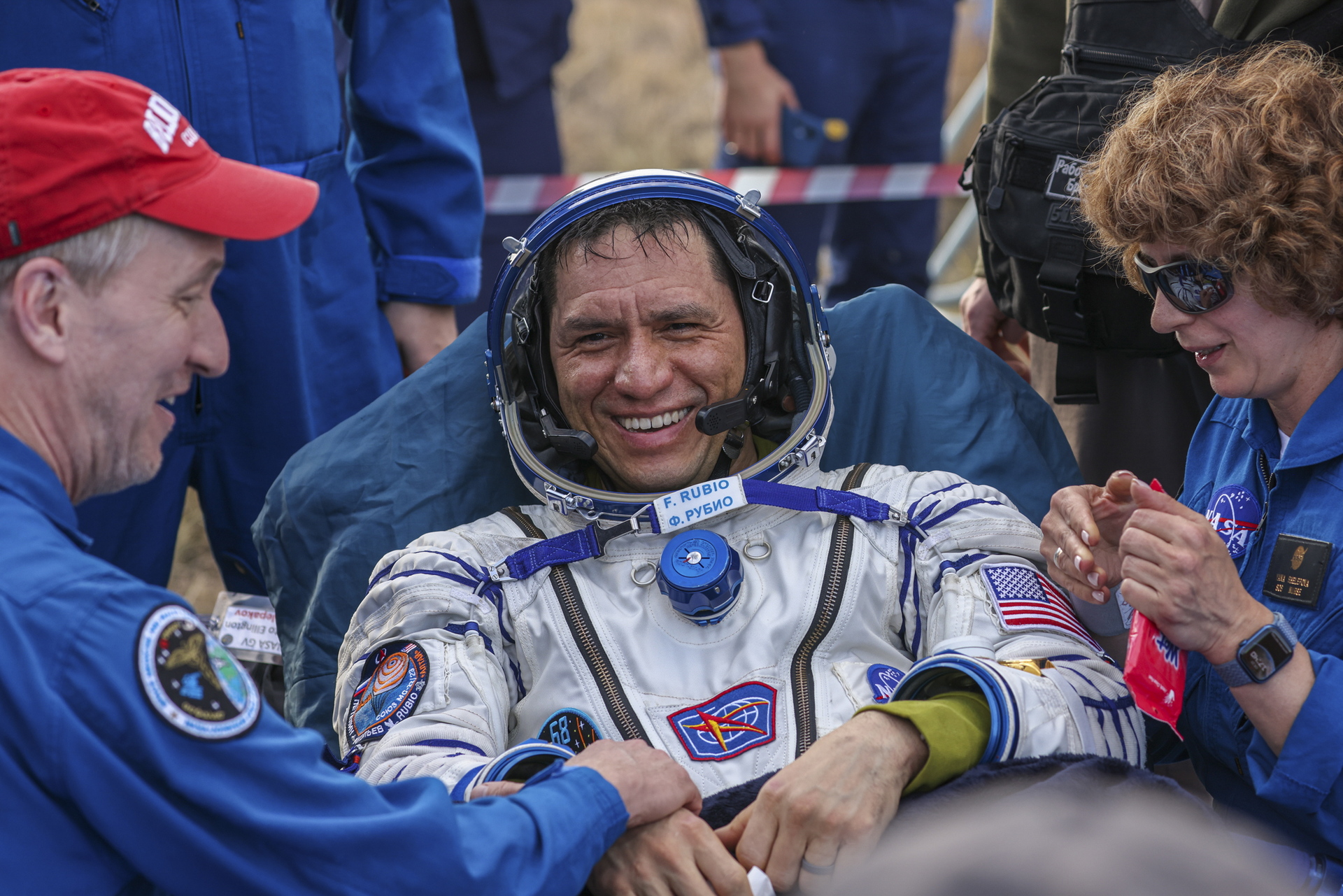 El astronauta Frank Rubio vuelve a la Tierra con un récord para la NASA y los hispanos. Noticias en tiempo real