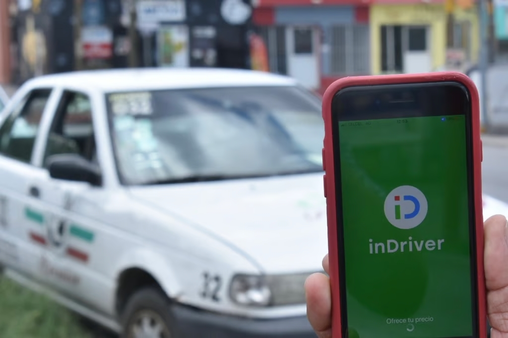 Operaría en Monclova administrador ilegal de app de transporte. Noticias en tiempo real
