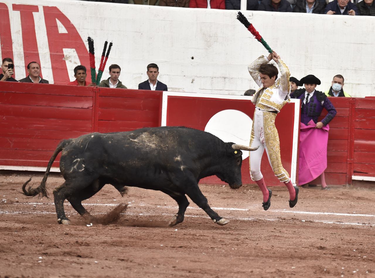 Inicia Arturo Gilio, temporada mexicana. Noticias en tiempo real
