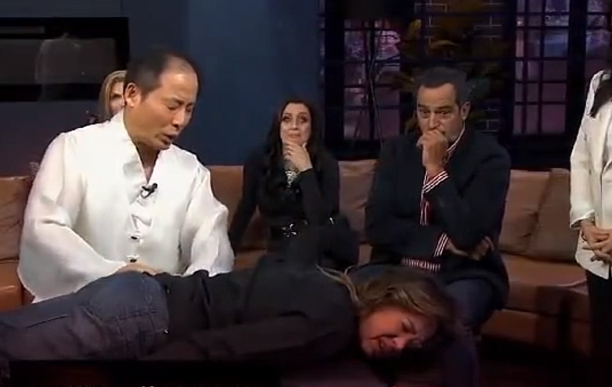 VIDEO: Yolanda Andrade pega gritos de dolor durante práctica de curación en programa . Noticias en tiempo real