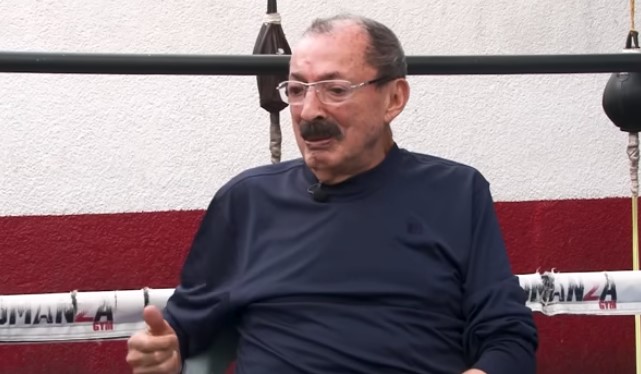 \'Canelo\' no se puede sentar junto a Chávez y Márquez: Nacho Beristáin . Noticias en tiempo real