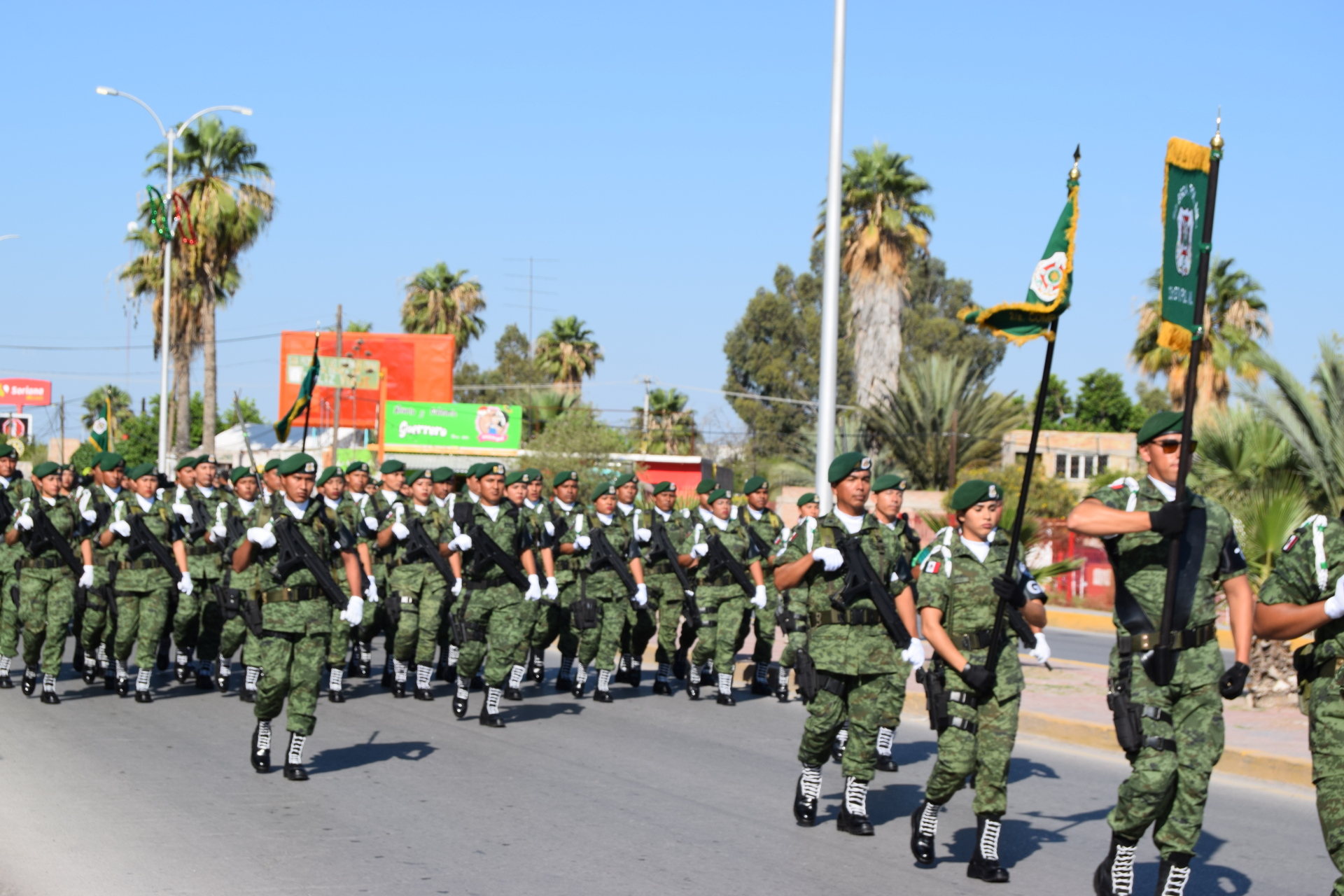 Preparan \'mega\' desfile militar en San Pedro . Noticias en tiempo real