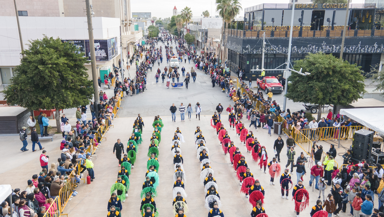 Participarán 4 mil 500 personas en Desfile de Revolución. Noticias en tiempo real