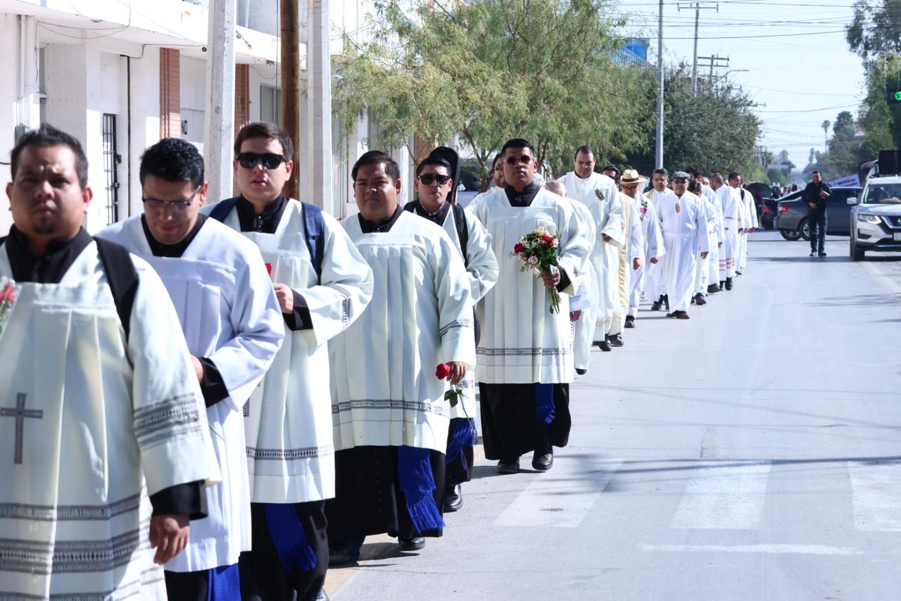 Obispo de Torreón encabeza peregrinación de la Diócesis